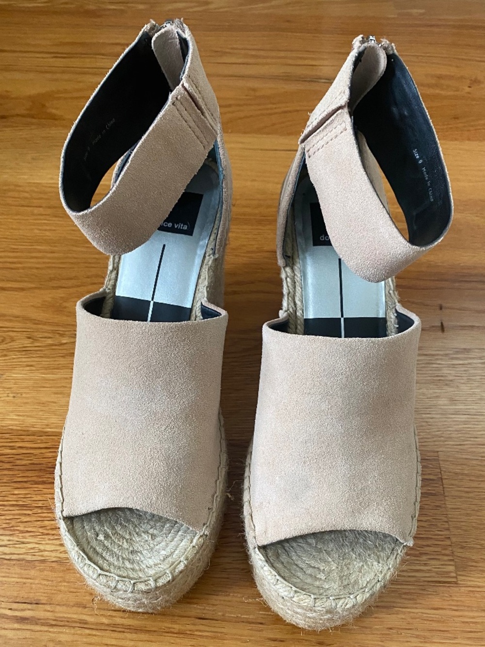 Dolce Vita Beige Suede Wedge Heels Size 9 NEW